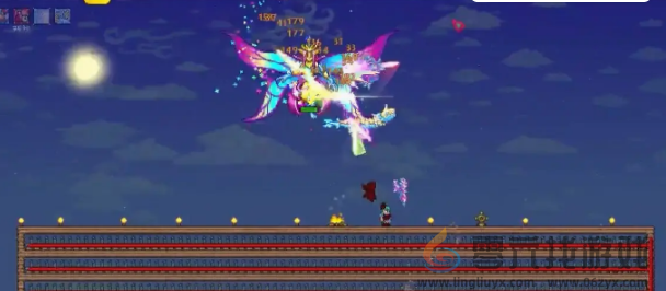 泰拉瑞亚光之女皇召唤攻略(图6) 泰拉瑞亚光之女皇召唤攻略(图6)